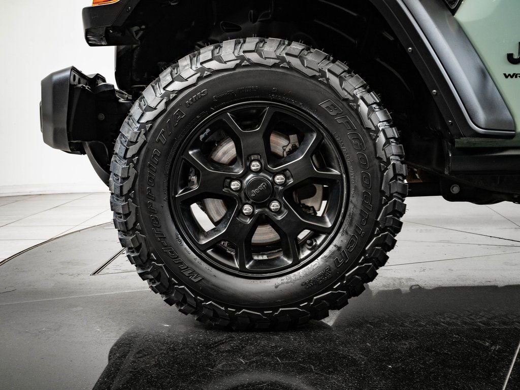 Used 2023 Jeep Wrangler Willys AWD/4WD image 13