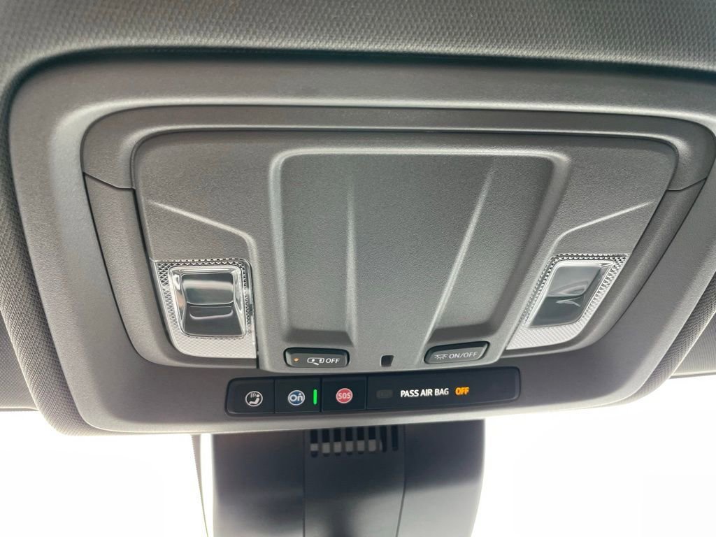 Used 2024 GMC Sierra 1500 Elevation image 52