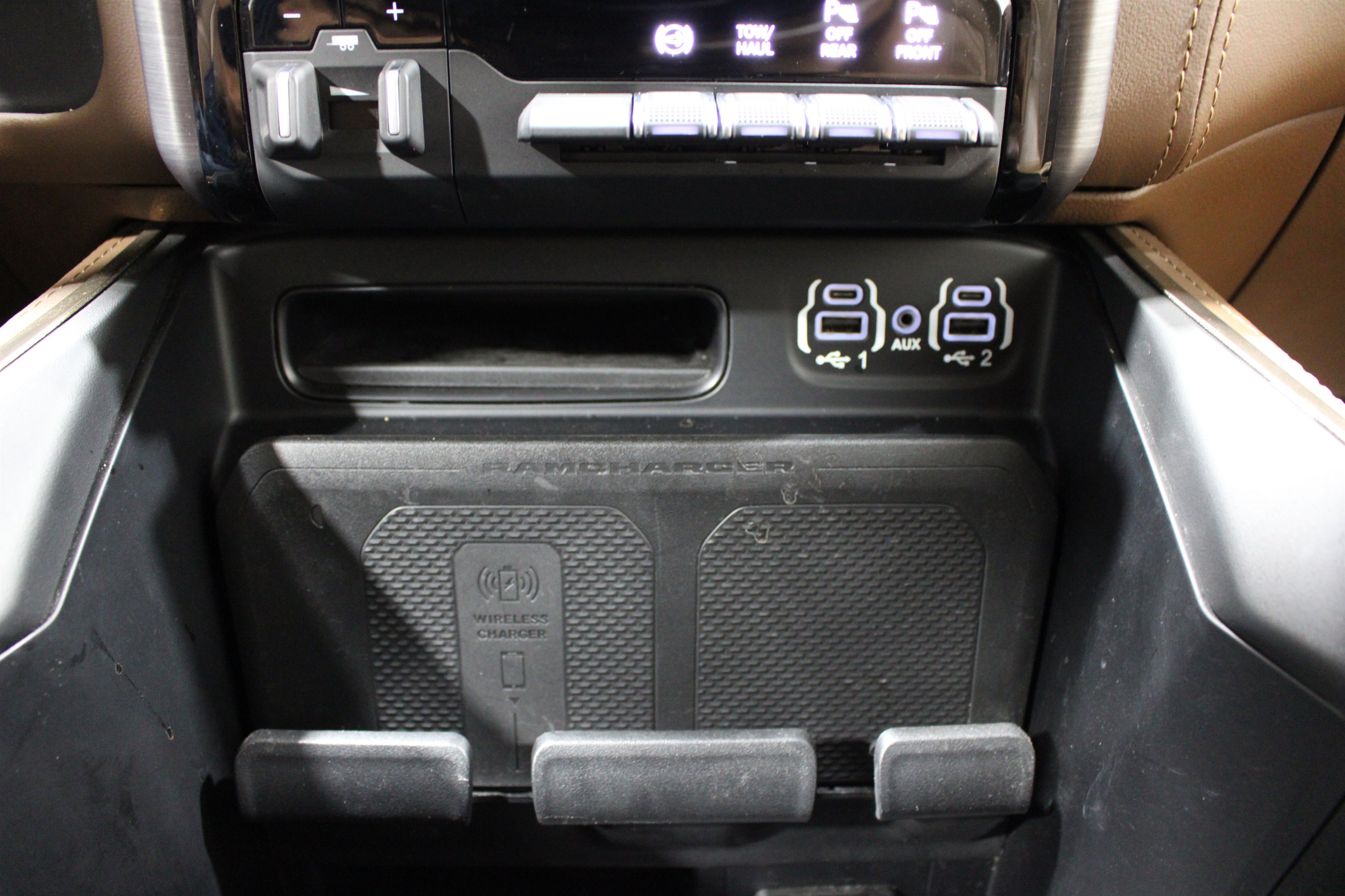 Used 2024 RAM 2500 Limited AWD/4WD image 19