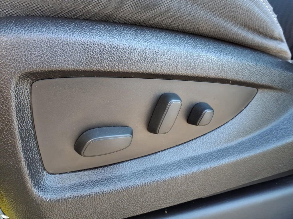 Used 2016 Chevrolet Tahoe LS image 5