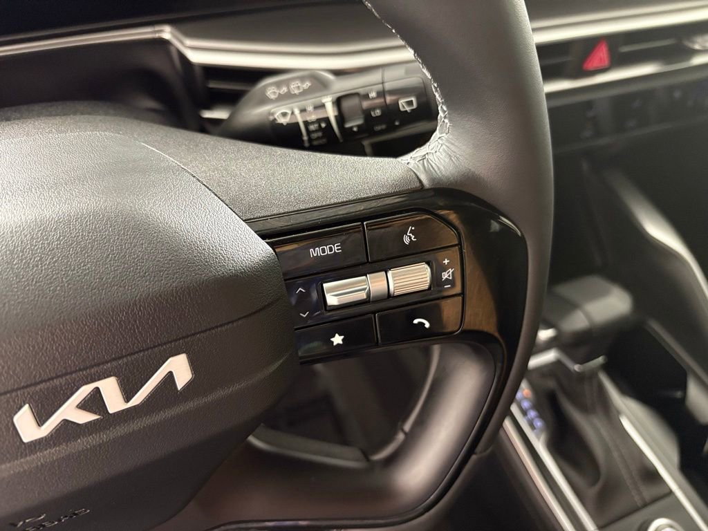 New 2026 Kia Sorento LX image 21