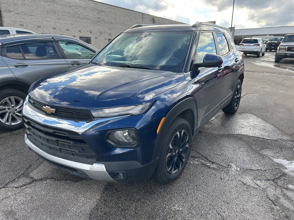 Used 2022 Chevrolet TrailBlazer LT w/ Convenience Package image 3