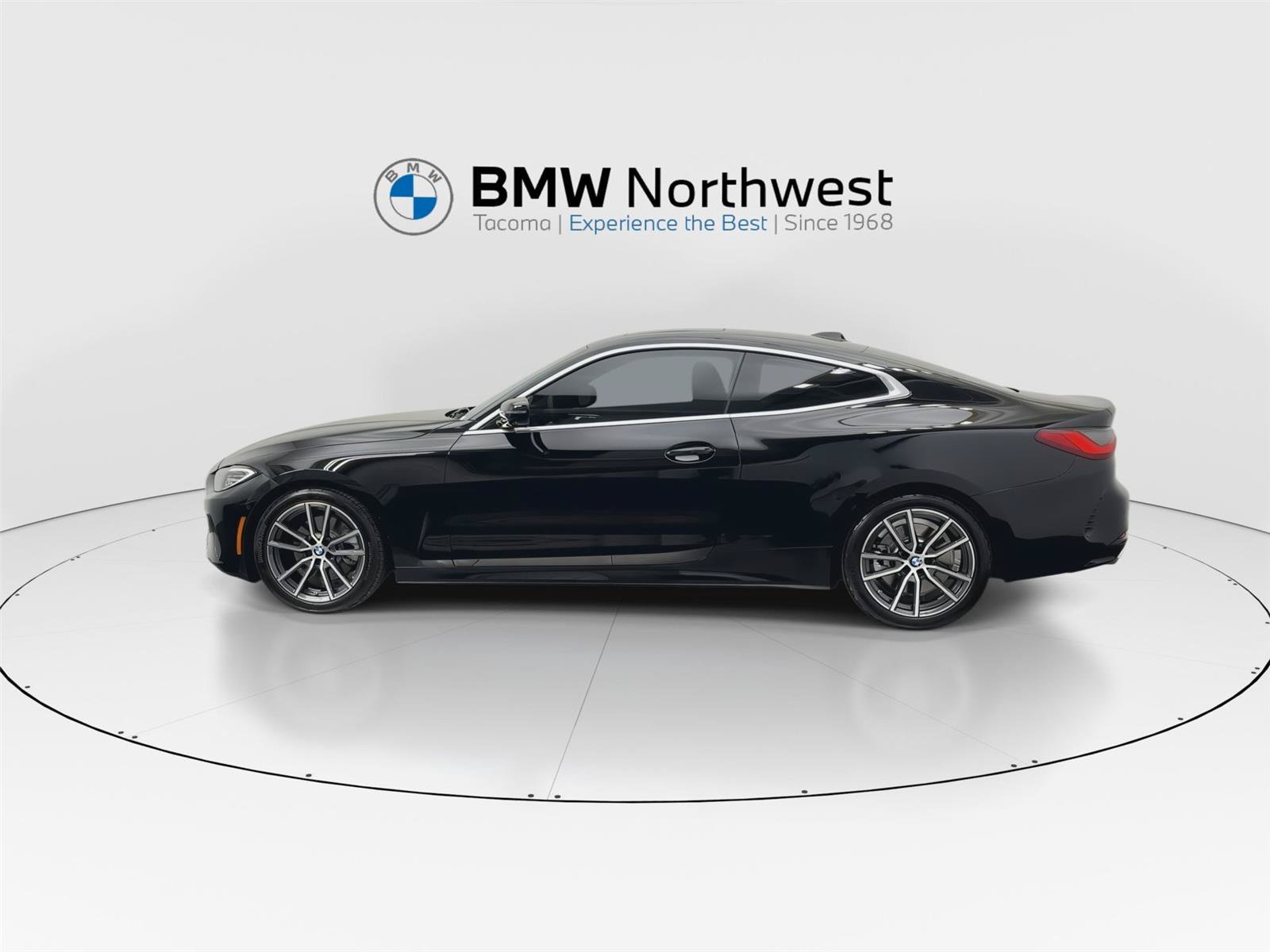 Used 2024 BMW 430i Coupe w/ Premium Package RWD image 11