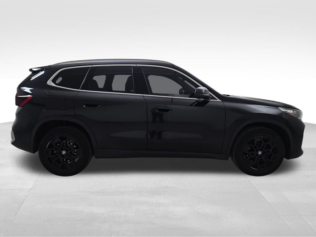 Used 2023 BMW X1 xDrive28i AWD/4WD image 10