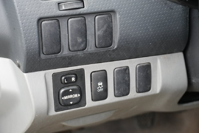 Used 2011 Toyota Tacoma 2WD Access Cab w/ Convenience Pkg image 19