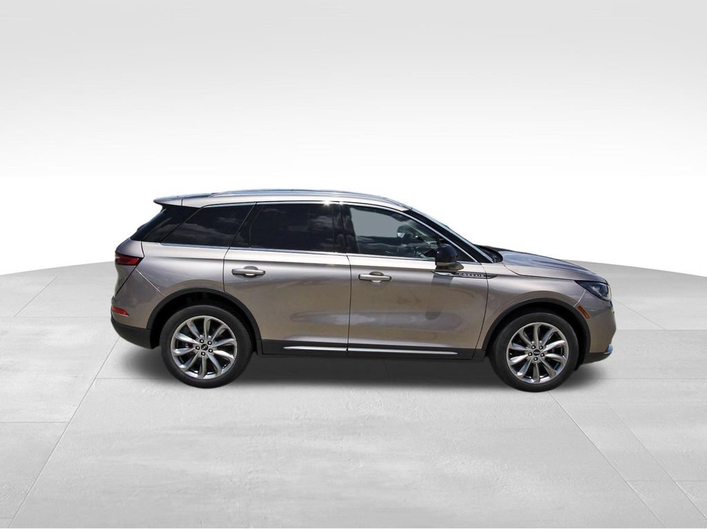 Used 2020 Lincoln Corsair FWD w/ Premium Package image 5