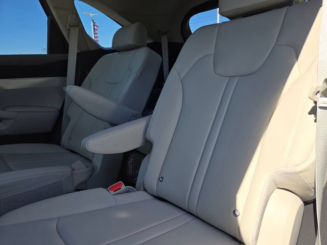 New 2025 Kia Sorento EX FWD image 10