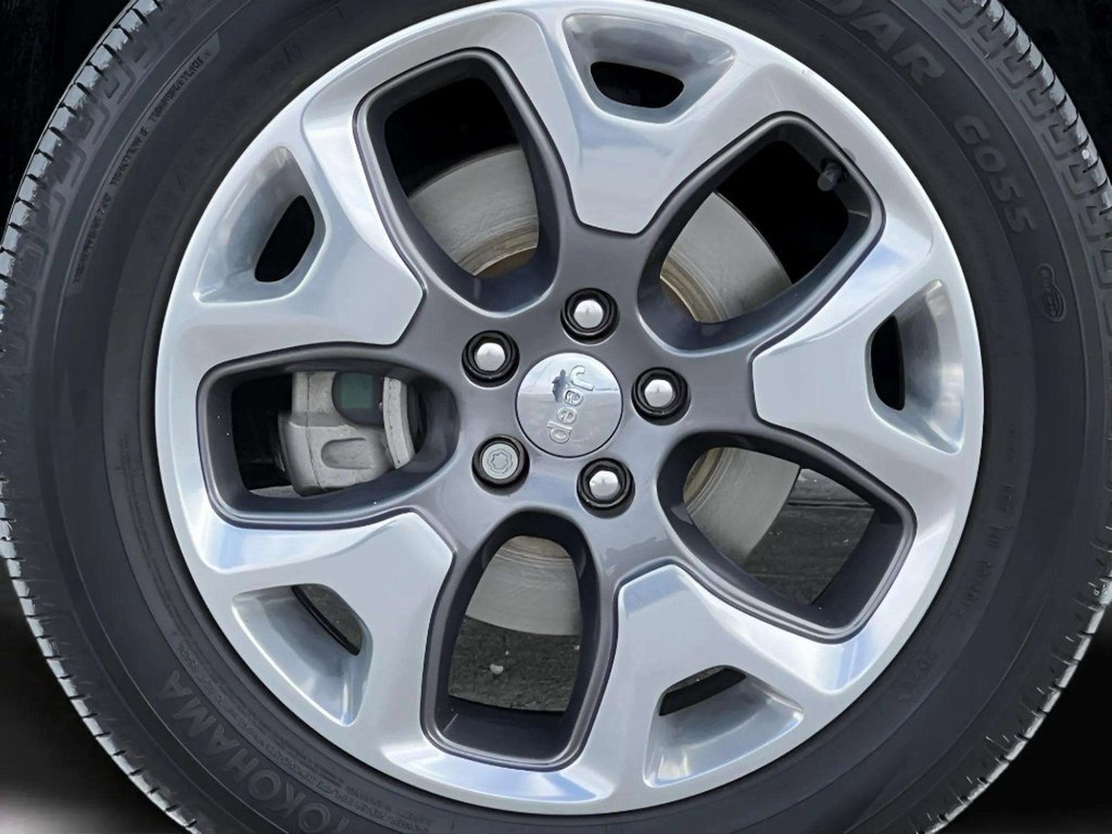 Used 2021 Jeep Compass Limited image 14