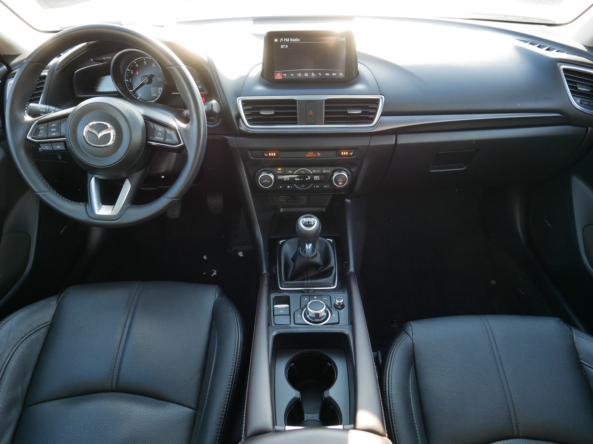 Used 2017 MAZDA MAZDA3 Grand Touring FWD image 10