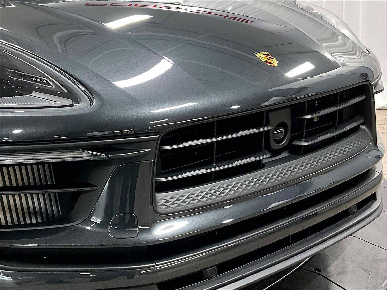Used 2026 Porsche Macan S AWD/4WD image 34