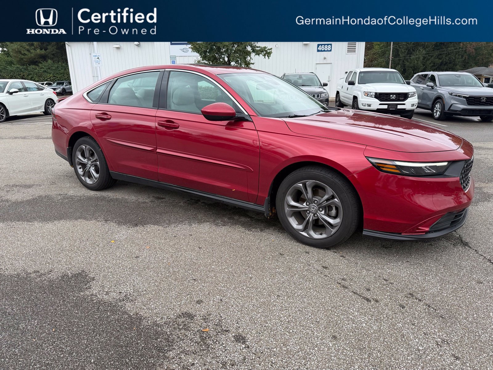 Used 2024 Honda Accord EX image 3