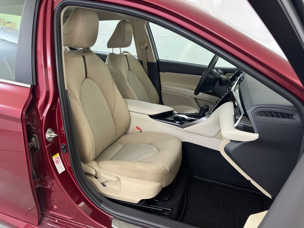 Used 2018 Toyota Camry LE w/ Protection Package (Q2) image 22