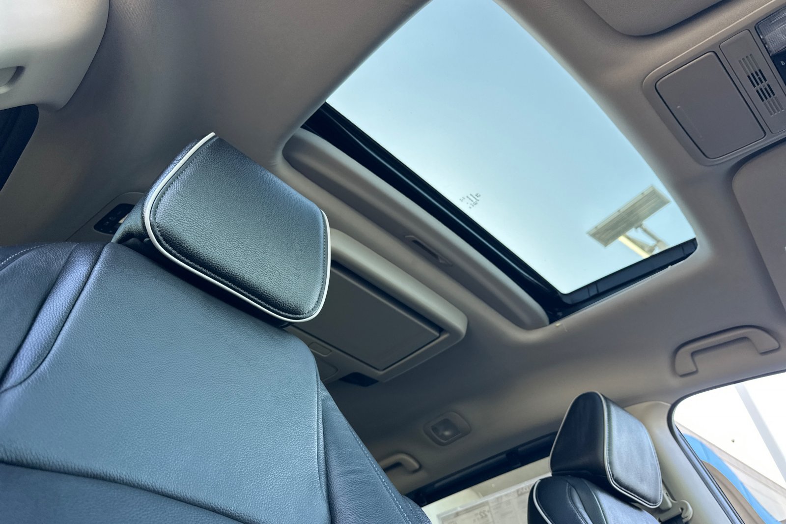 New 2027 Honda Odyssey Touring image 18