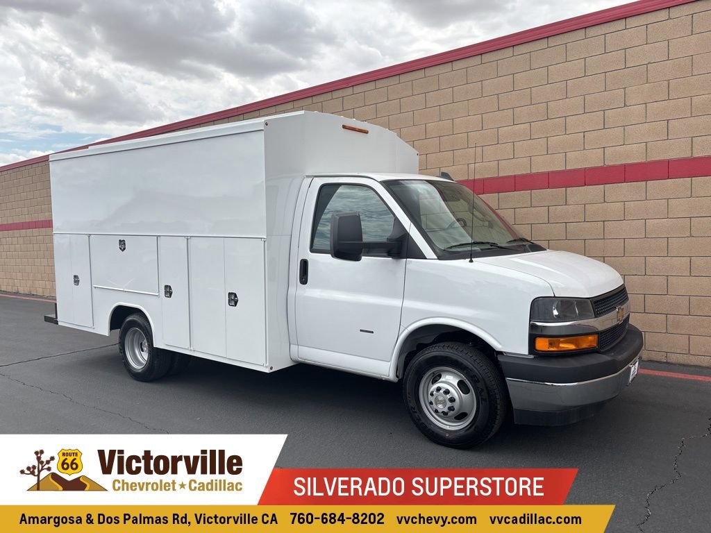 New 2024 Chevrolet Express 3500 w/ Power Convenience Package