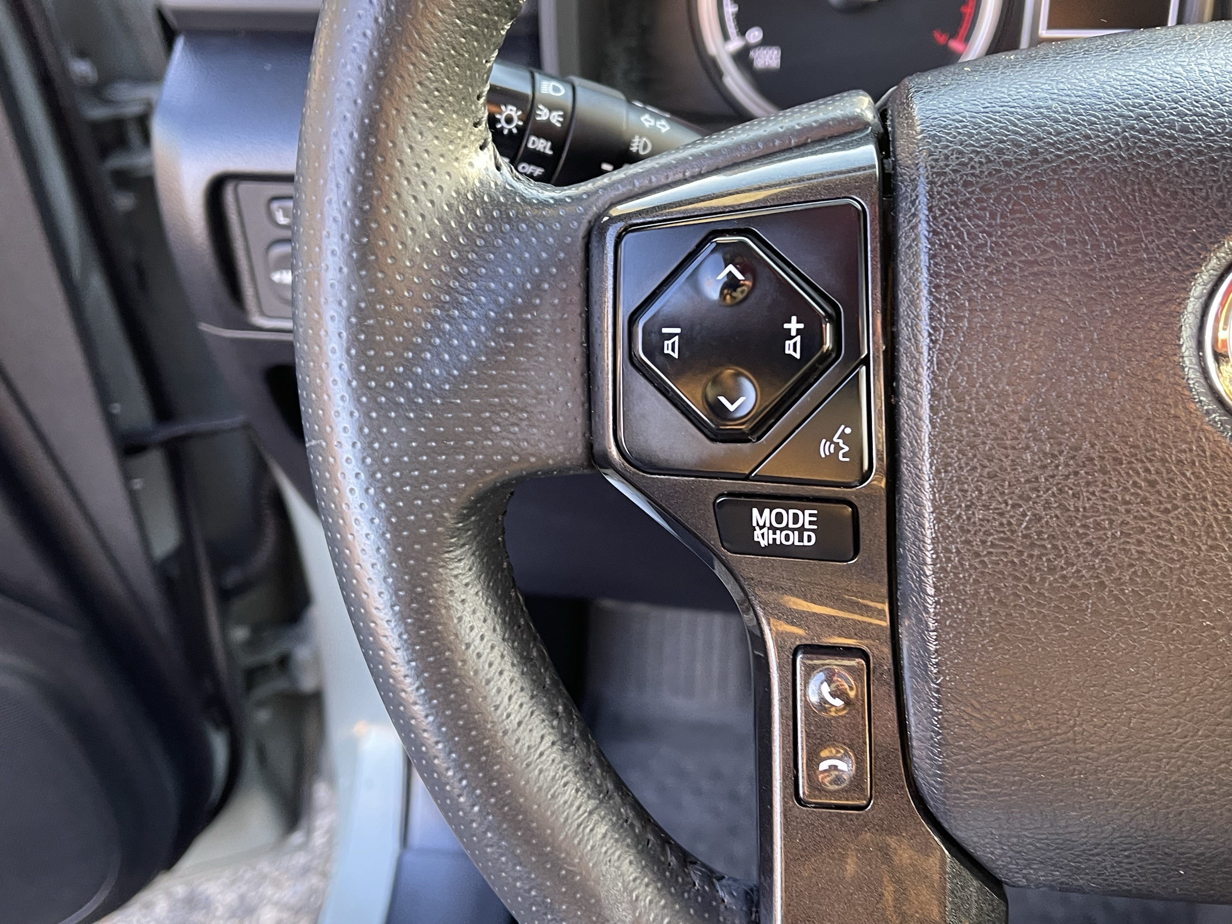 Certified 2022 Toyota 4Runner TRD Off-Road Premium w/ Moonroof Package AWD/4WD image 21