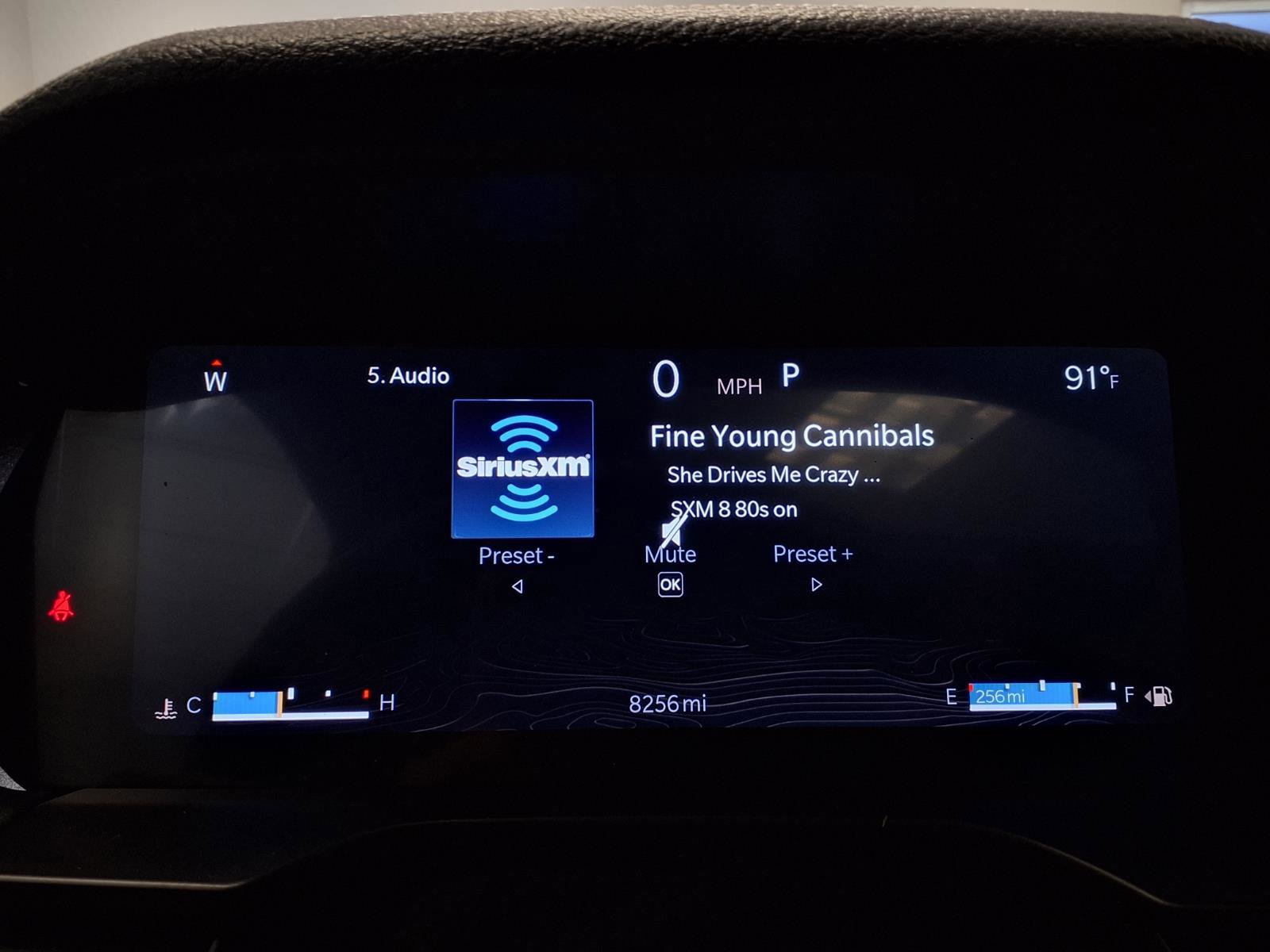 Used 2025 Jeep Grand Cherokee L Limited w/ Luxury Tech Group II RWD image 32