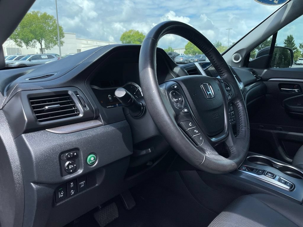Certified 2020 Honda Ridgeline RTL image 28