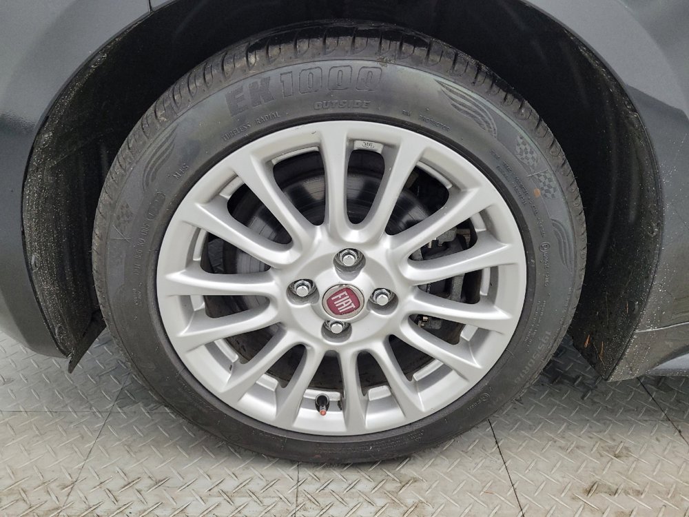 Used 2017 FIAT 124 Spider Classica image 31