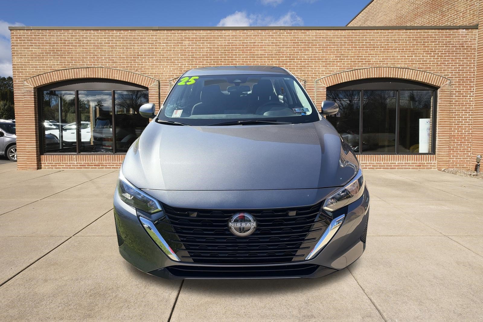 Used 2025 Nissan Sentra S FWD image 9