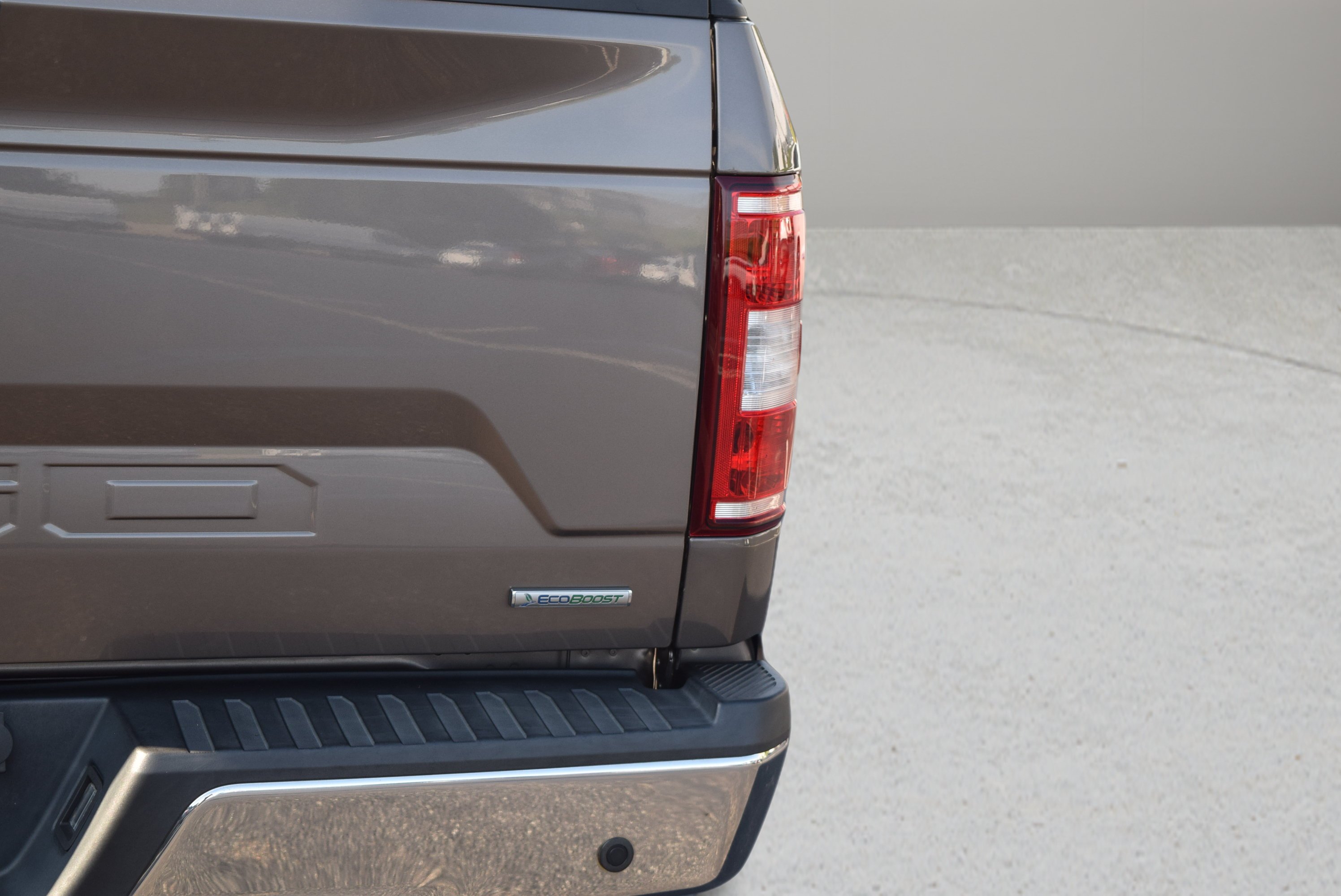 Used 2018 Ford F150 XLT w/ Equipment Group 302A Luxury AWD/4WD image 6