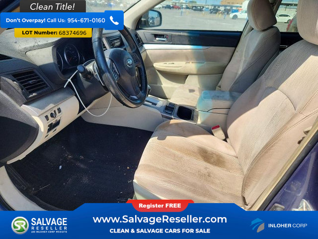 Used 2014 Subaru Outback 2.5i Premium w/ Accessory Value Package (OYY) AWD/4WD image 9