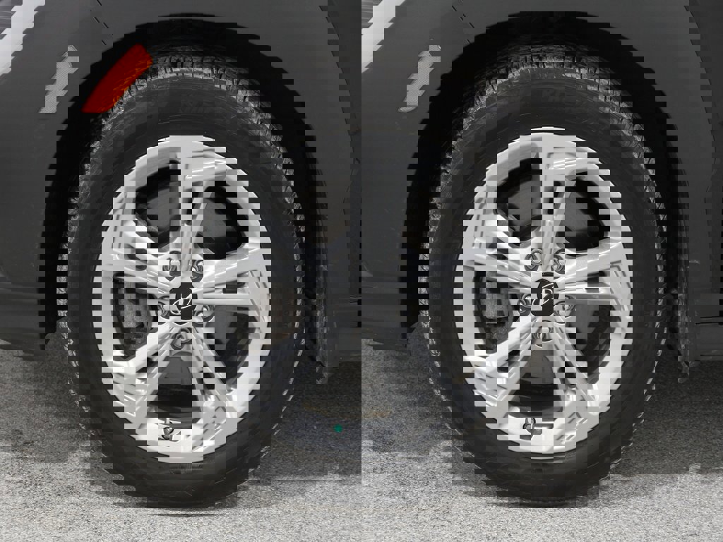 Certified 2023 Hyundai Kona SEL w/ Convenience Package image 23