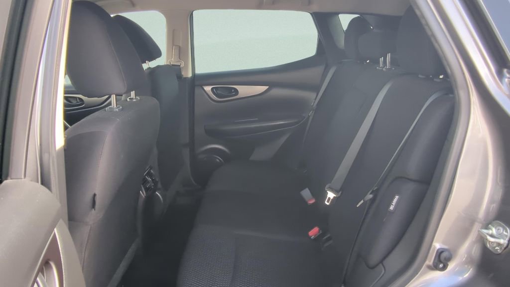 Certified 2020 Nissan Rogue Sport S image 13