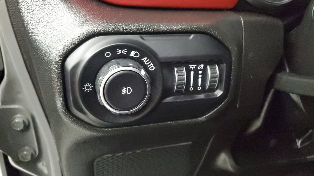 Used 2022 Jeep Wrangler Unlimited Rubicon image 22