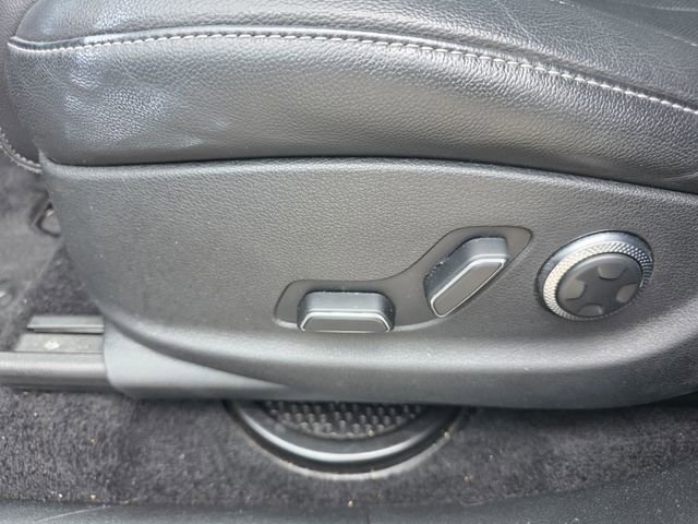 Used 2025 Genesis GV80 2.5T Standard AWD/4WD image 21