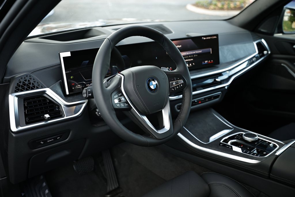 New 2026 BMW X5 xDrive50e w/ Climate Comfort Package image 19