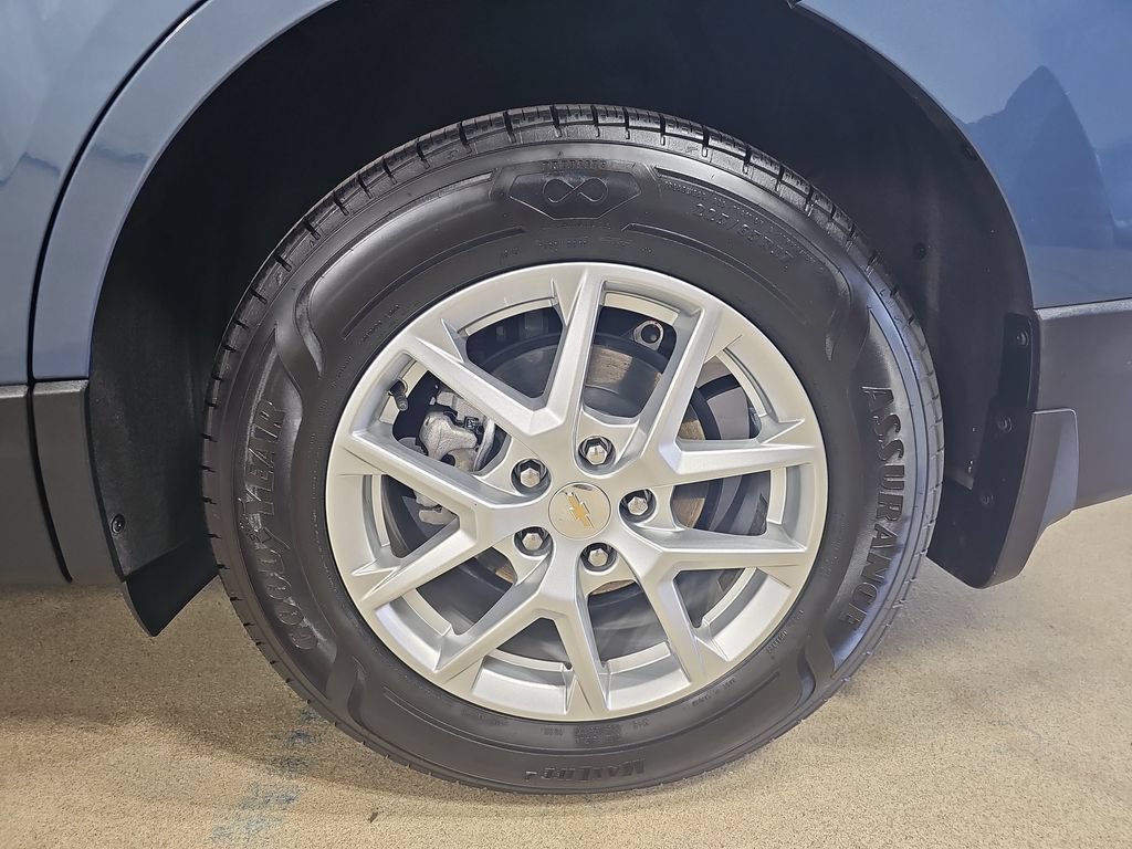 Certified 2024 Chevrolet Equinox LS w/ LS Convenience Package AWD/4WD image 38