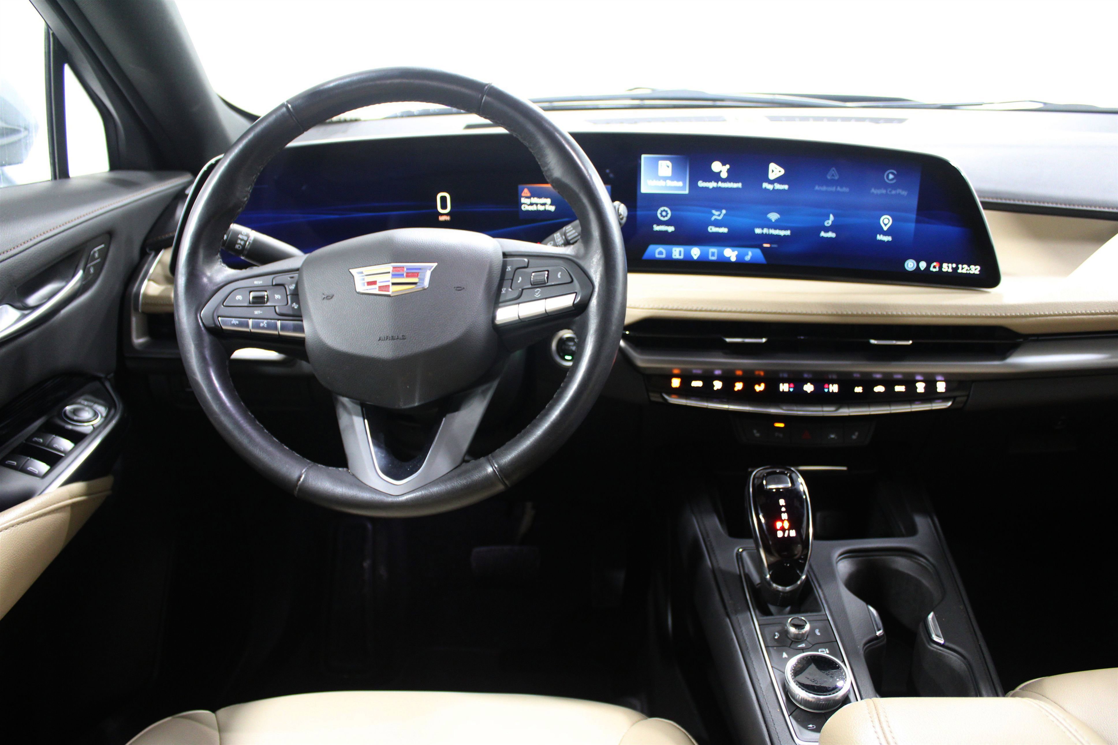 Used 2024 Cadillac XT4 Luxury w/ Cold Weather Package image 2