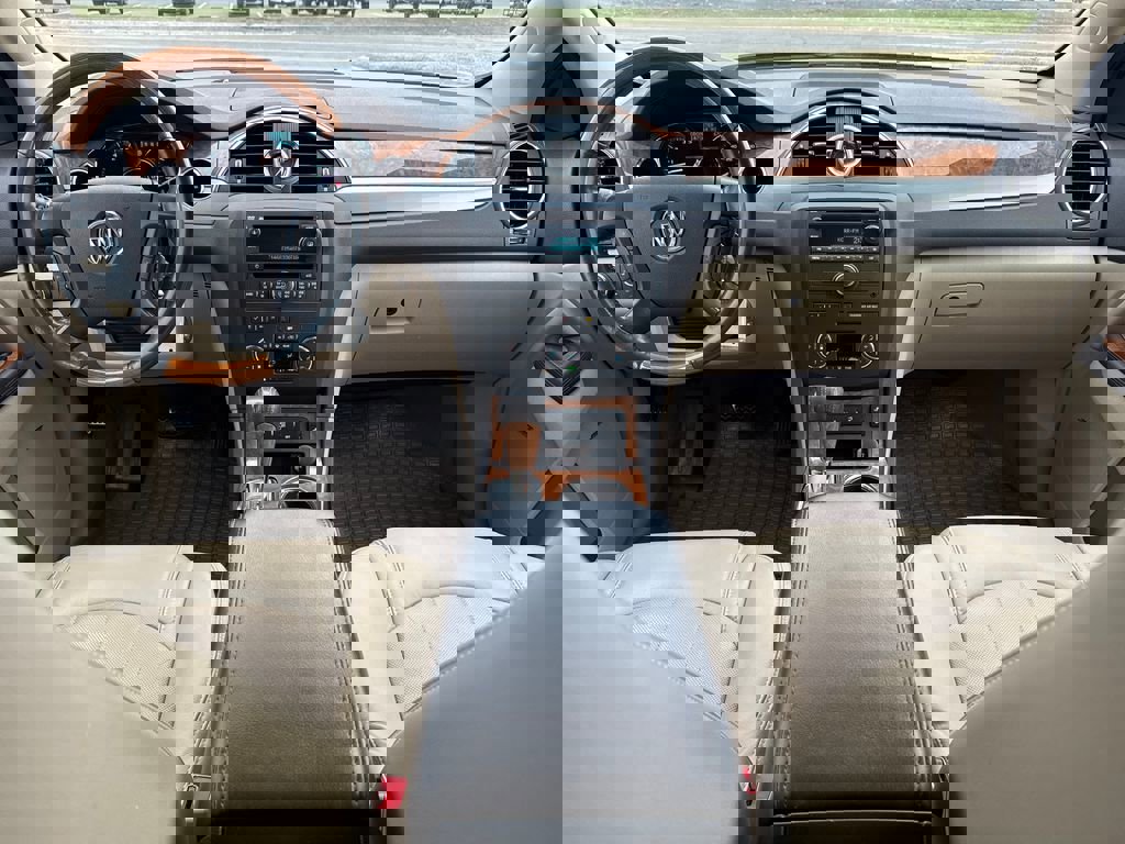 Used 2012 Buick Enclave Leather image 18