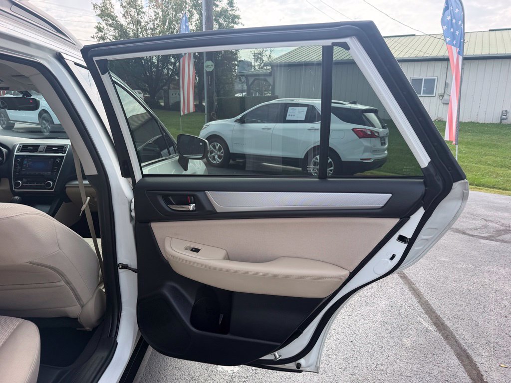 Used 2019 Subaru Outback 2.5i Premium AWD/4WD image 24
