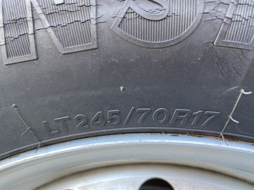 Used 2019 Nissan NV 3500 S image 17