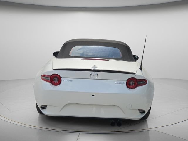 New 2026 MAZDA MX-5 Miata Club w/ Interior Package RWD image 4