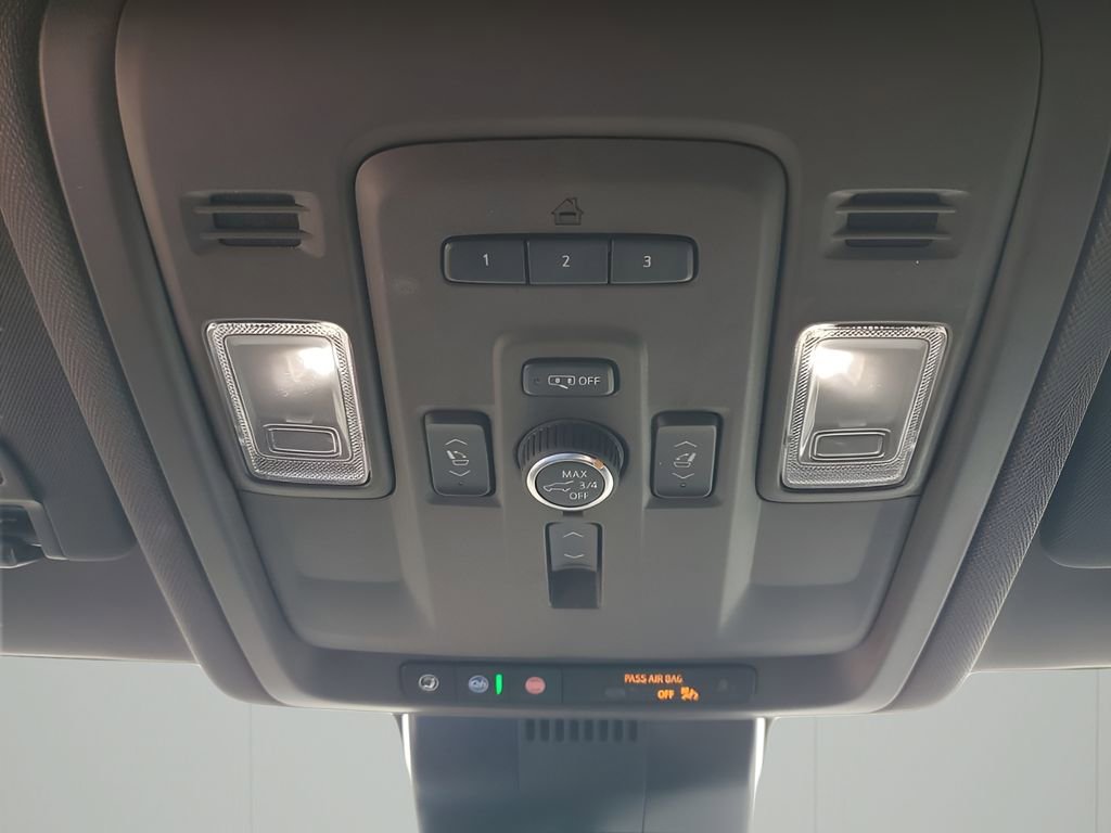 Used 2024 Chevrolet Tahoe LT w/ Luxury Package image 41