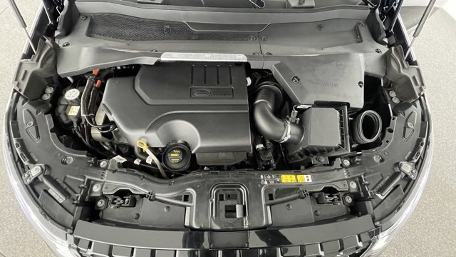 Used 2023 Land Rover Discovery Sport SE image 48