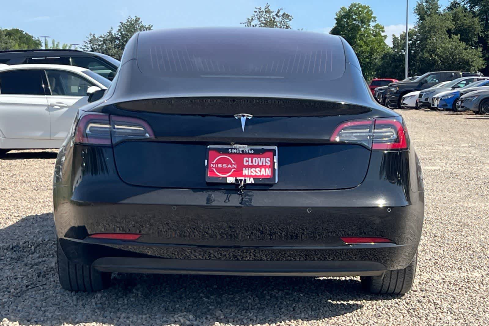 Used 2018 Tesla Model 3 Long Range RWD image 8