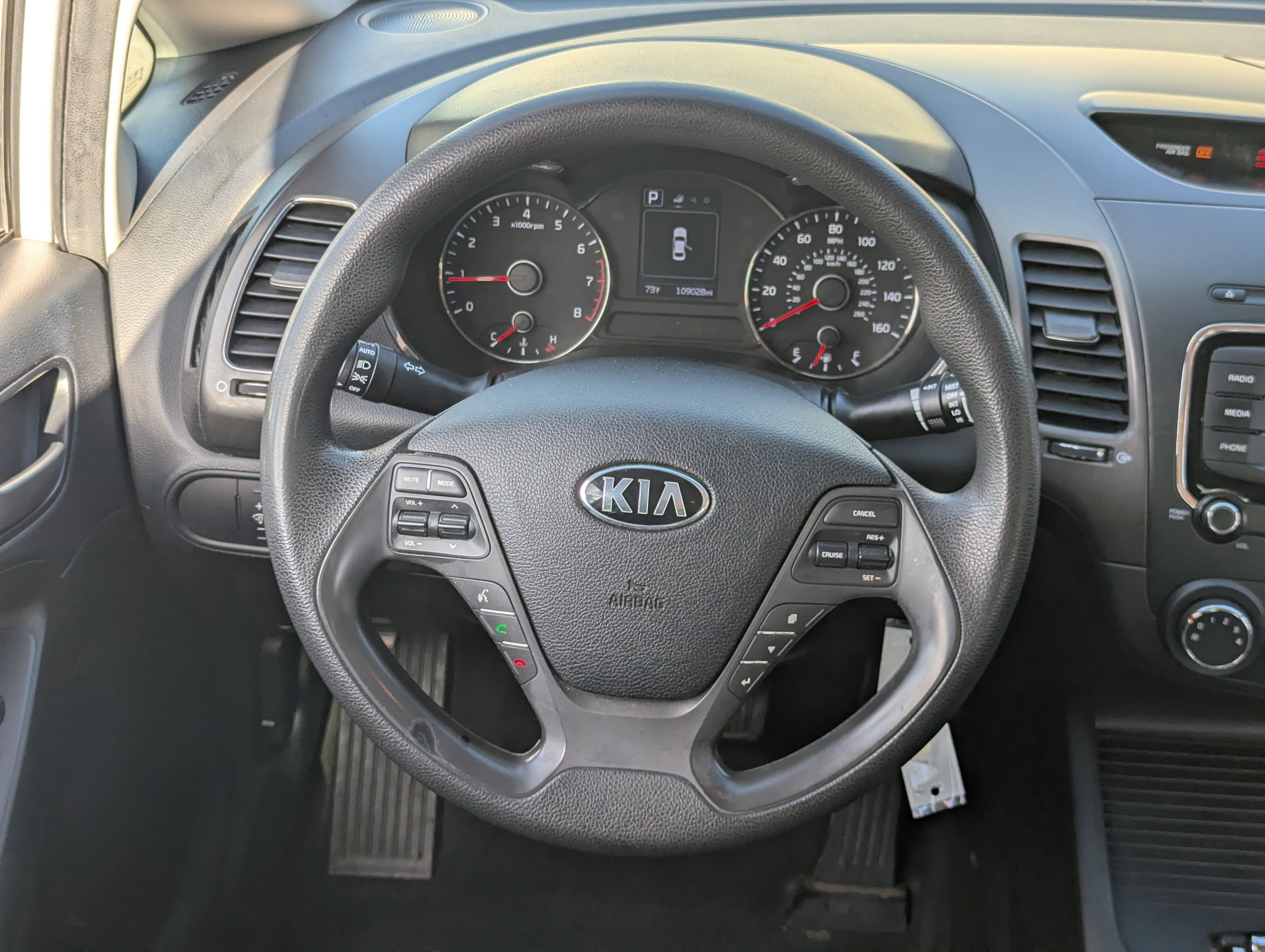 Used 2017 Kia Forte LX w/ LX Popular Package image 16