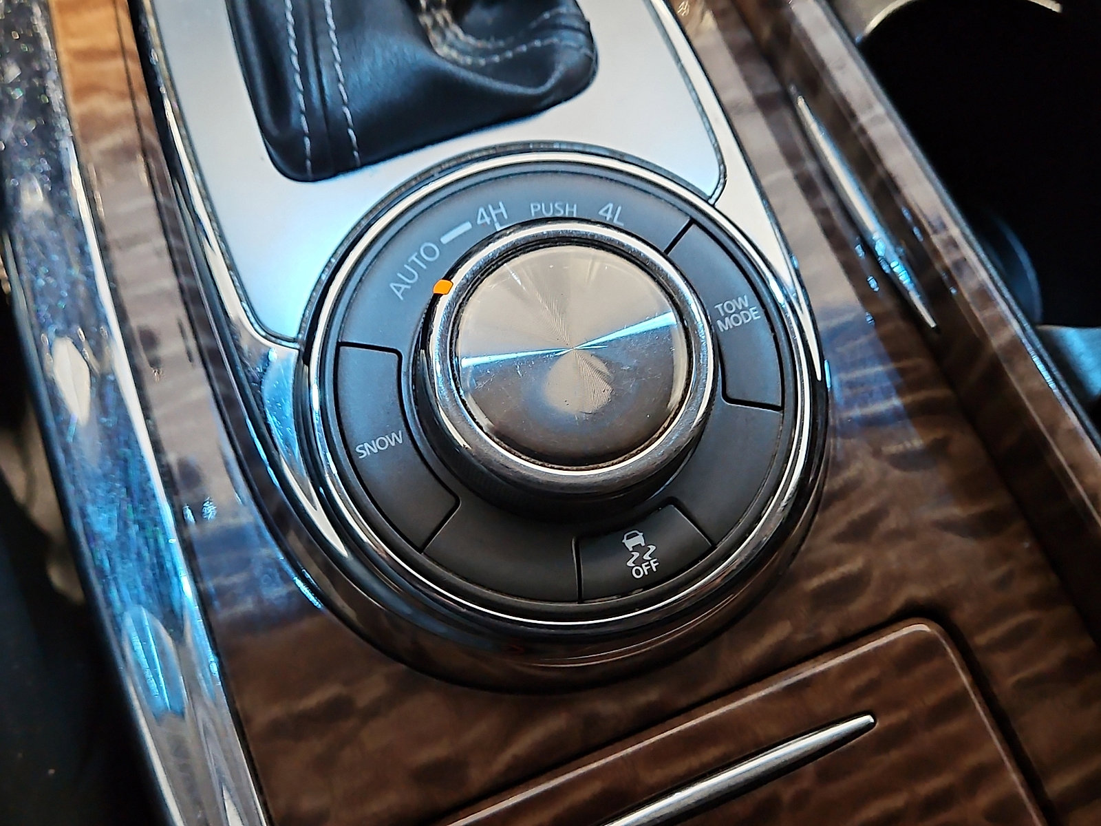 Used 2018 Nissan Armada SV w/ Driver Package image 15