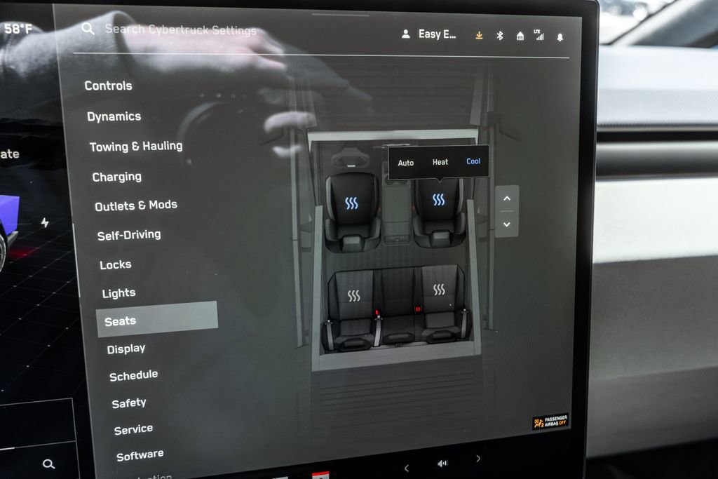 Used 2025 Tesla Cybertruck AWD Crew Cab image 17