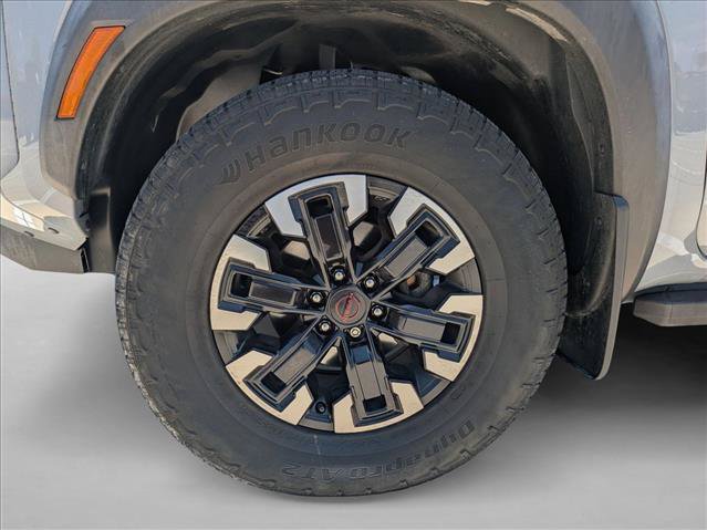 Used 2023 Nissan Frontier PRO-4X w/ Pro Convenience Package AWD/4WD image 24