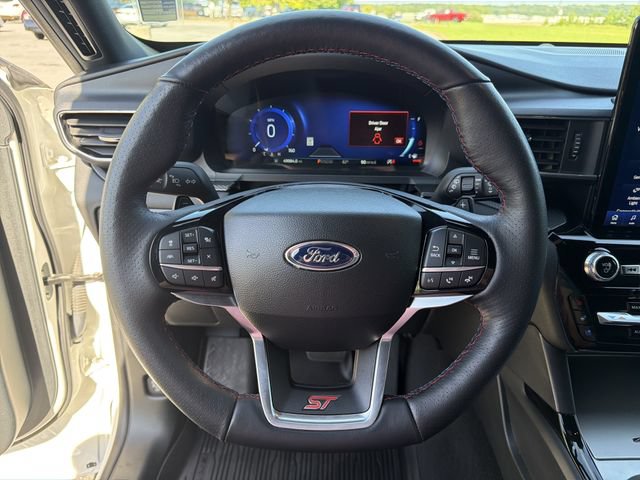 Used 2023 Ford Explorer ST w/ Equipment Group 401A AWD/4WD image 27