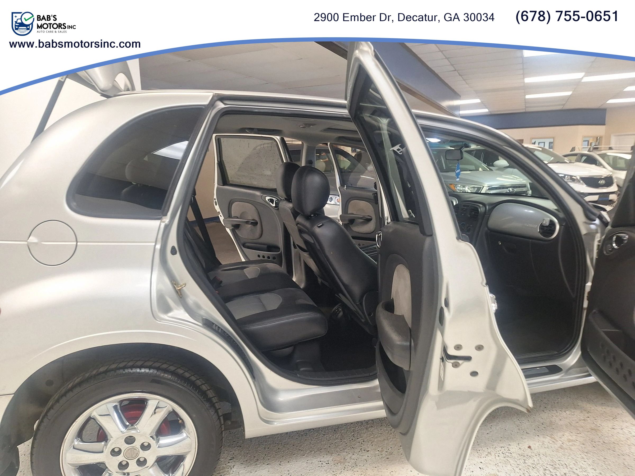 Used 2004 Chrysler PT Cruiser Limited FWD image 10