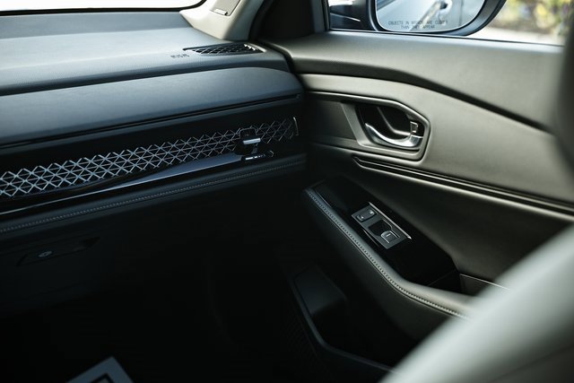 Used 2025 Honda Accord Touring image 28