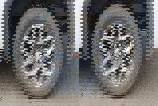 Certified 2024 GMC Sierra 1500 SLT image 29