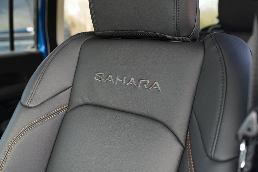 Used 2024 Jeep Wrangler Unlimited Sahara image 17