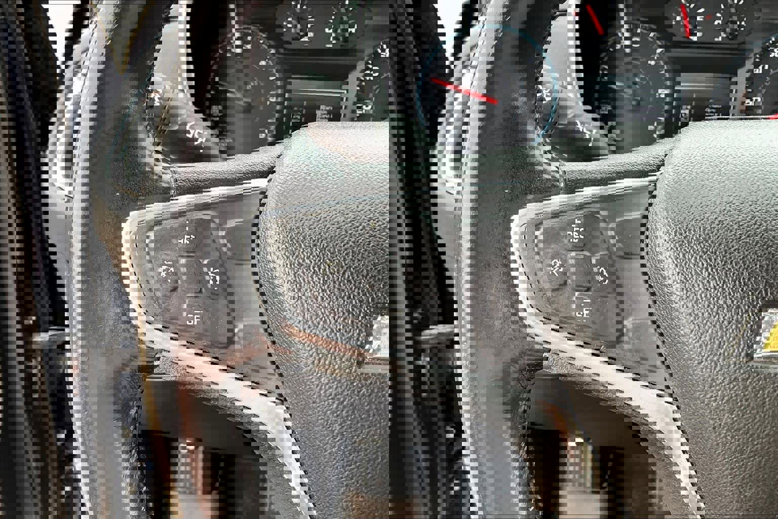 Used 2018 Chevrolet Equinox LT image 20