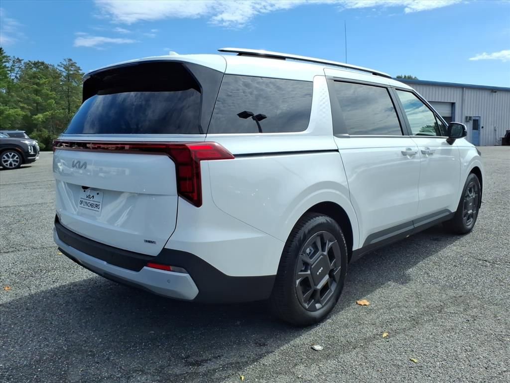 New 2026 Kia Carnival EX image 4